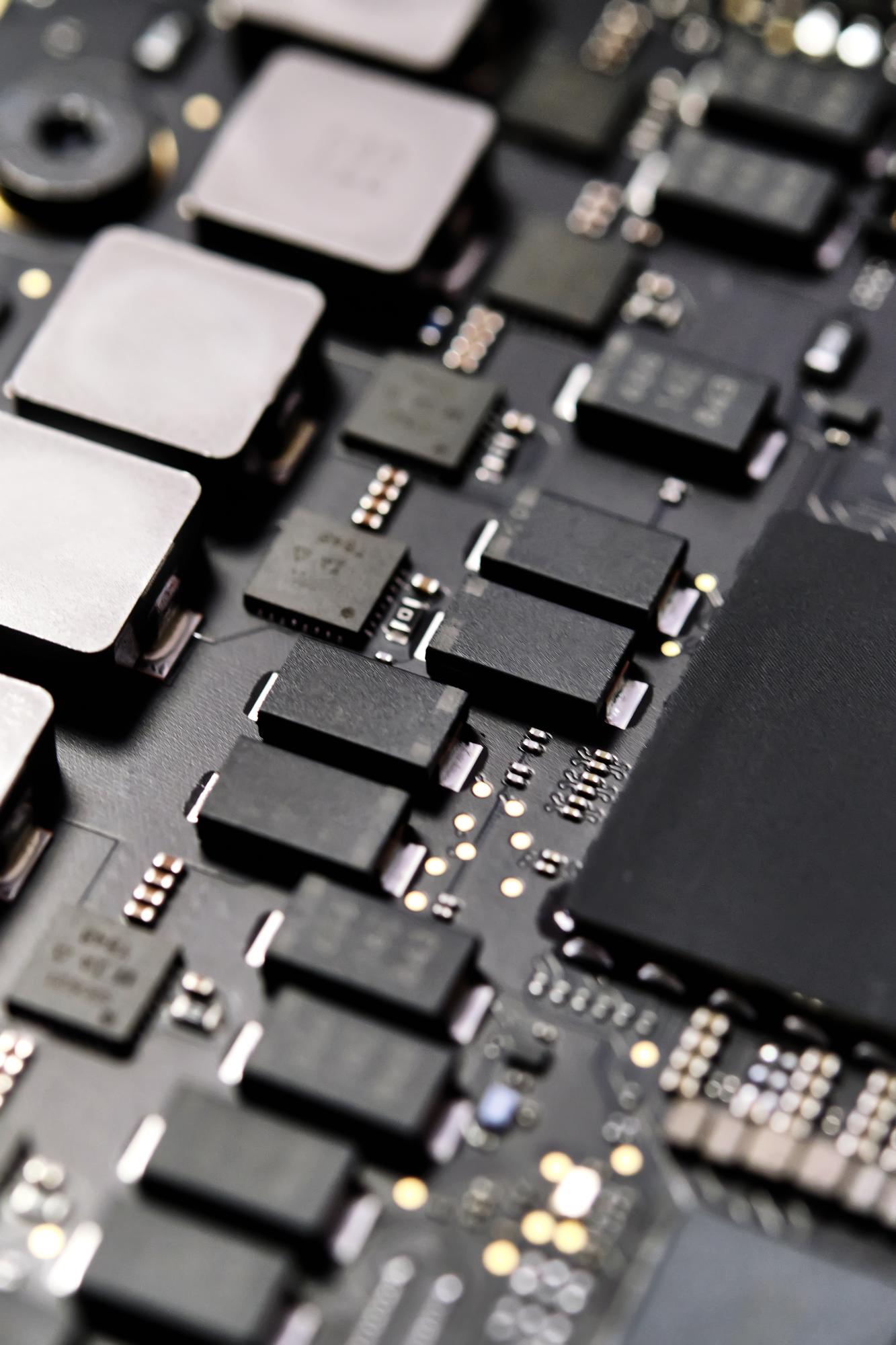 full-frame-shot-computer-keyboard_1048944-9018867